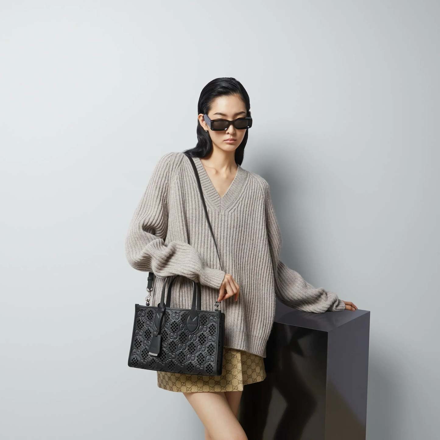 GUCCI〔春夏の新作〕 スモール トートバッグRef: 777192 AAC1B 1000-最安値に挑戦中!!!