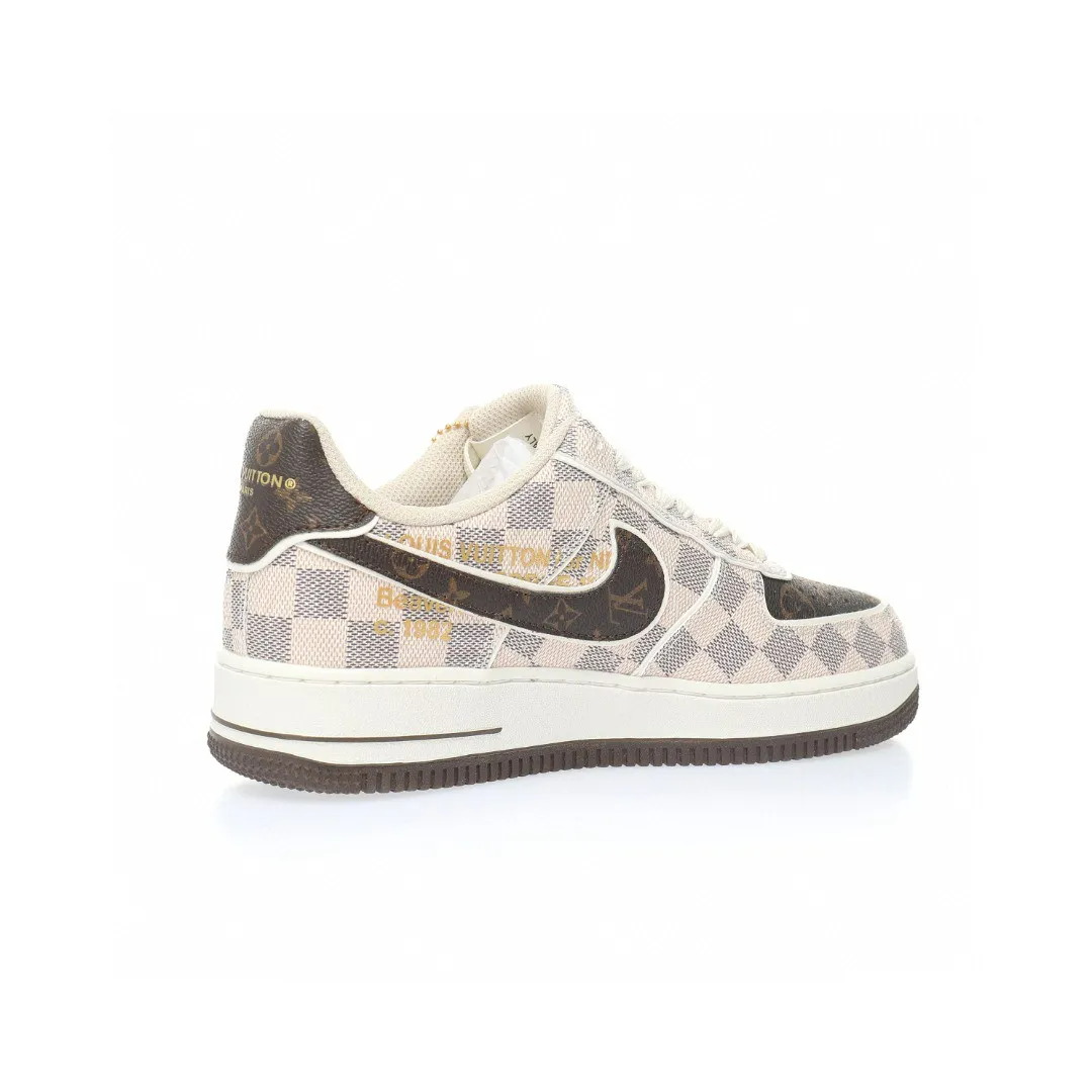 LOUIS VUITTON X NIKE AIR FORCE1 超入手困難 スニーカー メンズ＆レディース
