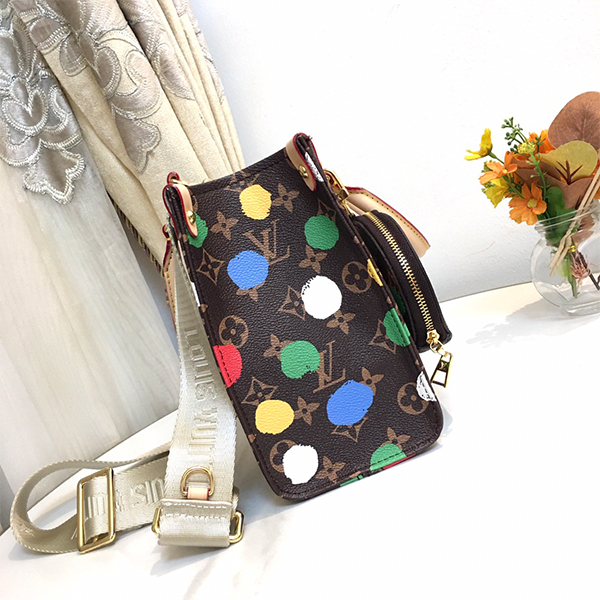 ルイ・ヴィトン LOUIS VUITTON トートバッグ M46380 LV × YK オンザゴー PM レディース