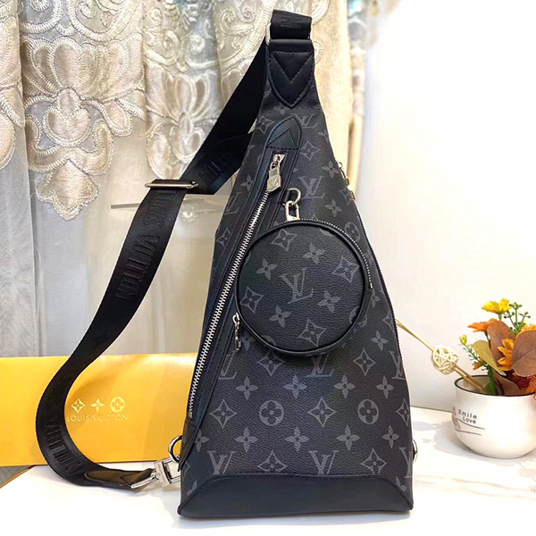 ルイ・ヴィトン LOUIS VUITTON ボディバッグ メンズ