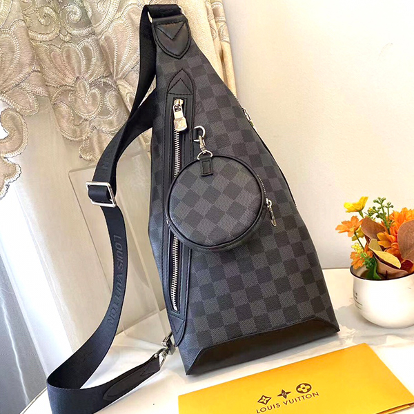 ルイ・ヴィトン LOUIS VUITTON ボディバッグ メンズ