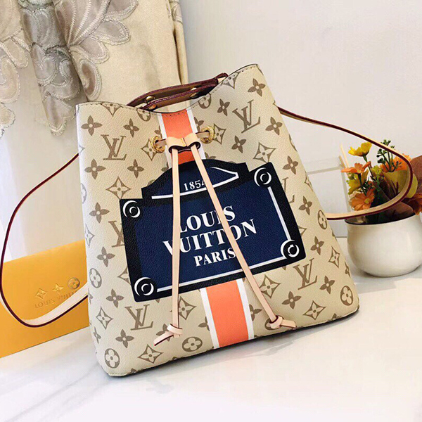 ルイ・ヴィトン LOUIS VUITTON ショルダーバッグ レディース