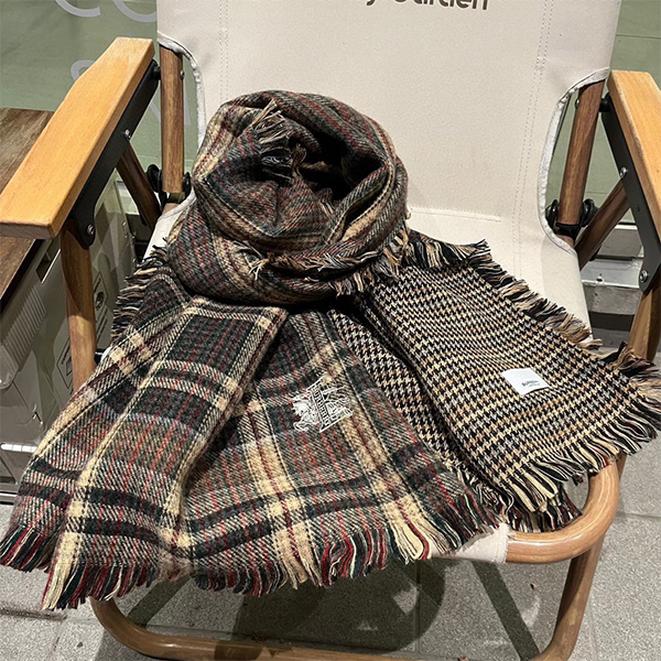 バーバリーBurberry カシミヤ ウール マフラー レディース