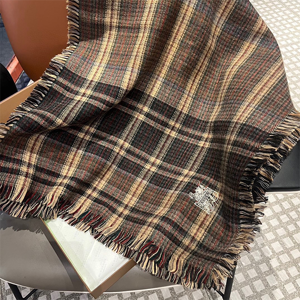 バーバリーBurberry カシミヤ ウール マフラー レディース