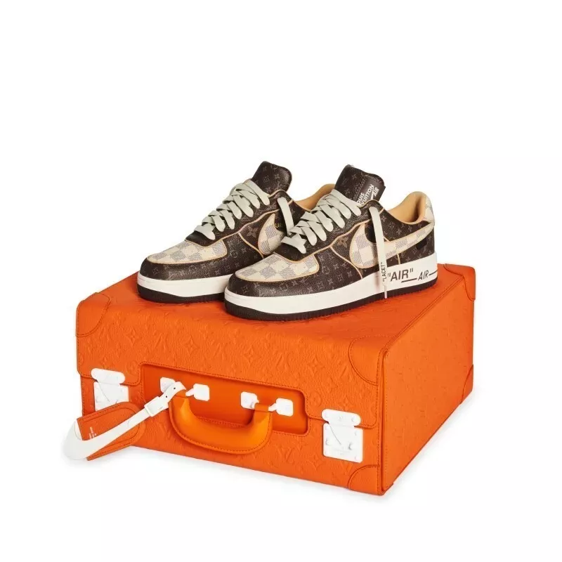 【LOUIS VUITTON X NIKE】コラボ AIR FORCE 1 LOW & Pilot Case (79039418) シューズ スニーカー メンズ＆レディース