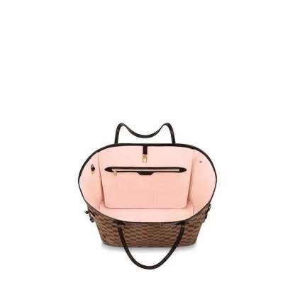 Louis Vuitton（ルイヴィトン）ネヴァーフル MM ローズ・バレリーヌ トートバッグ