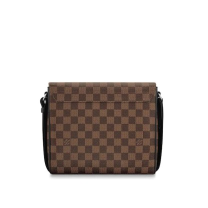 Louis Vuitton（ルイヴィトン）ディストリクト PM NM メッセージバッグ