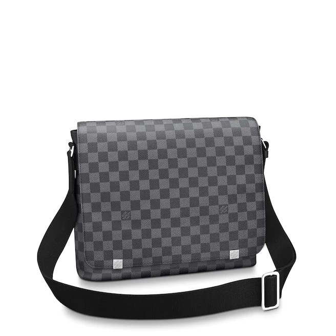 Louis Vuitton（ルイヴィトン）ディストリクト 33cm　メッセンジャーバッグ