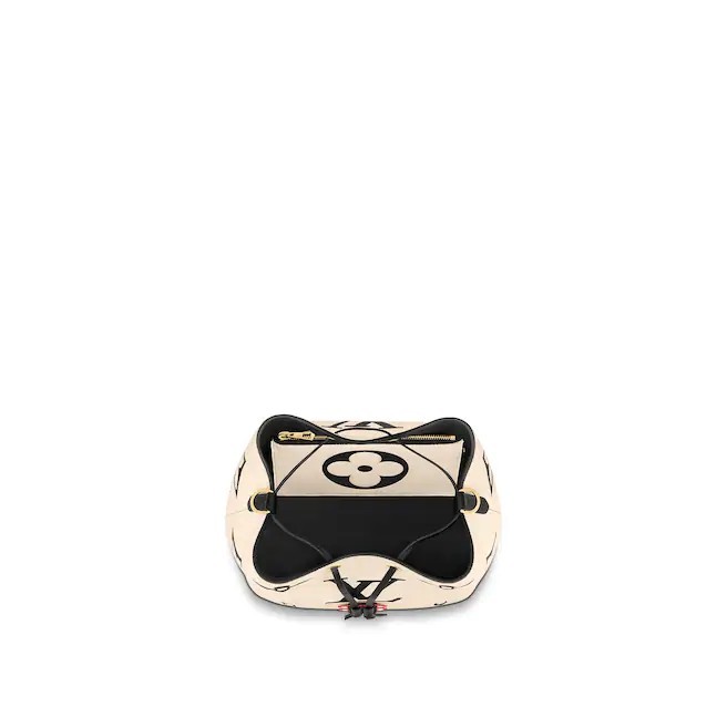 LOUIS VUITTON（ルイヴィトン） ネオノエ クレーム ショルダーバッグ