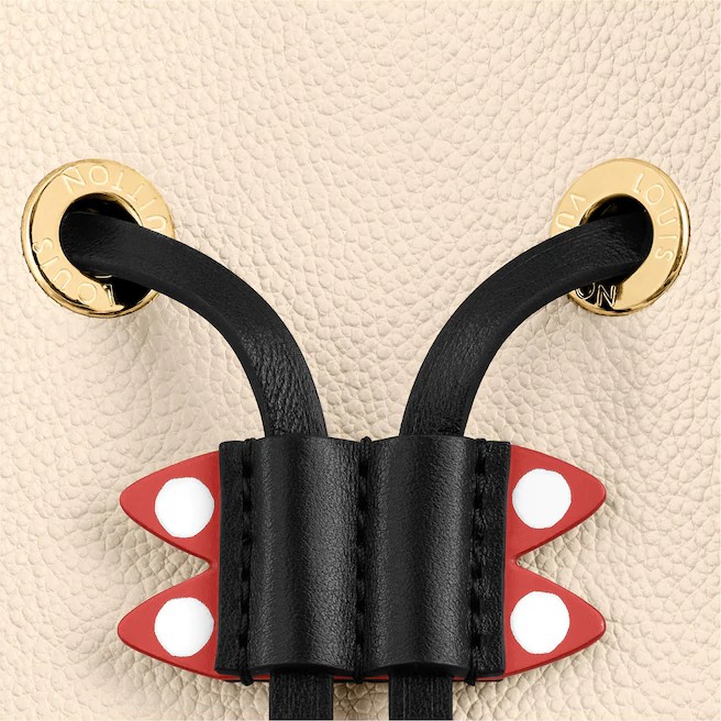 LOUIS VUITTON（ルイヴィトン） ネオノエ クレーム ショルダーバッグ