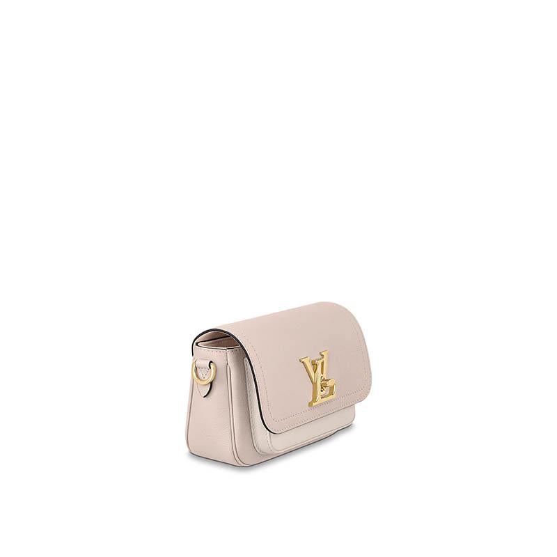 LOUIS VUITTON（ルイヴィトン）ロックミー・テンダー グレージュショルダーバッグ