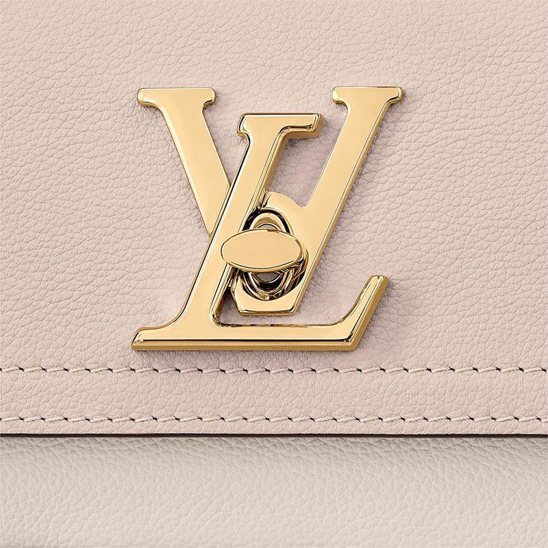 LOUIS VUITTON（ルイヴィトン）ロックミー・テンダー グレージュショルダーバッグ