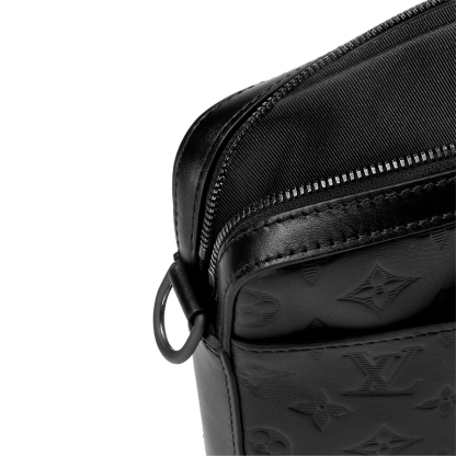 LOUIS VUITTON（ルイヴィトン）デュオ・メッセンジャーバッグ