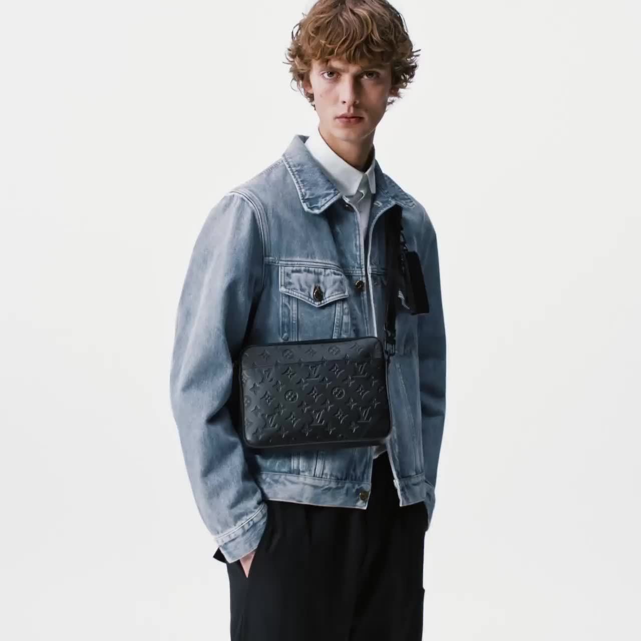 LOUIS VUITTON（ルイヴィトン）デュオ・メッセンジャーバッグ