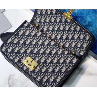 Dior(ディオール) 刺繍入りキャンバス ショルダーバッグ 2色