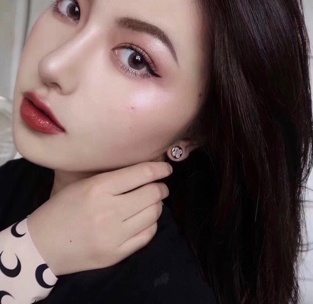 ルイヴィトン ピアス サン ブロッサム ナクレ(ピンクゴールド×ホワイト マザー･オブ･パール)