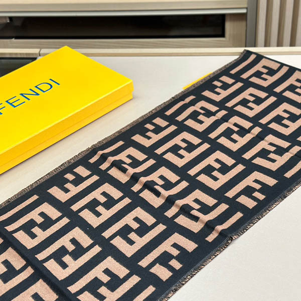 フェンディFENDI カシミアマフラー レディース