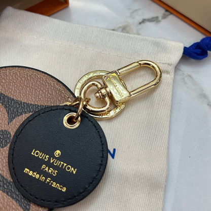 ルイヴィトン キーホルダー バッグチャーム レディース
