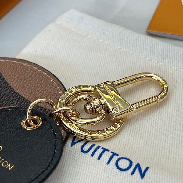 ルイヴィトン キーホルダー バッグチャーム レディース