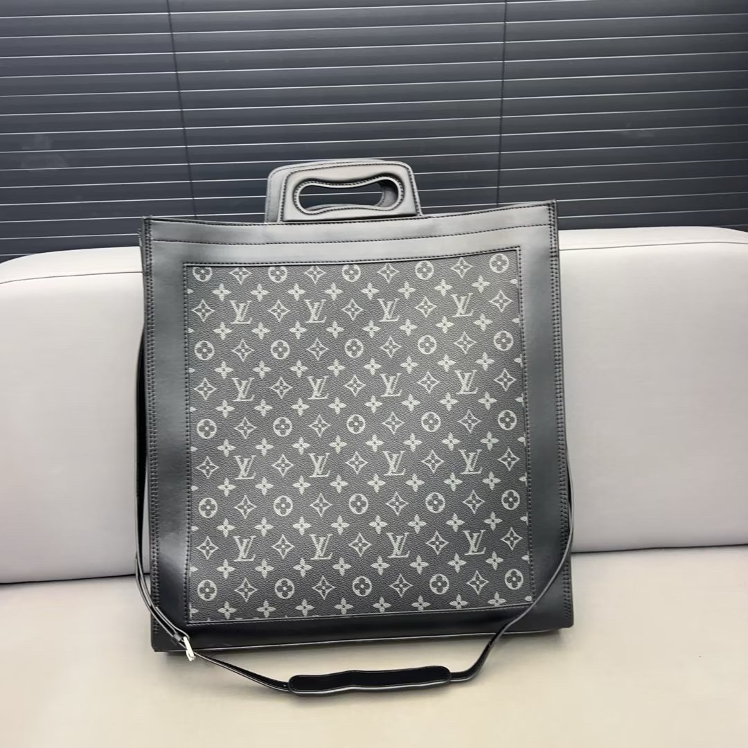 LOUIS VUITTON ルイヴィトン トートバッグ ハンドバッグ Sac Plat メンズ