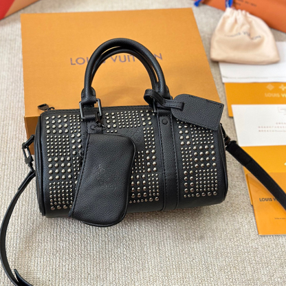 LOUIS VUITTON ルイヴィトン ショルダーバッグ レディース メンズ