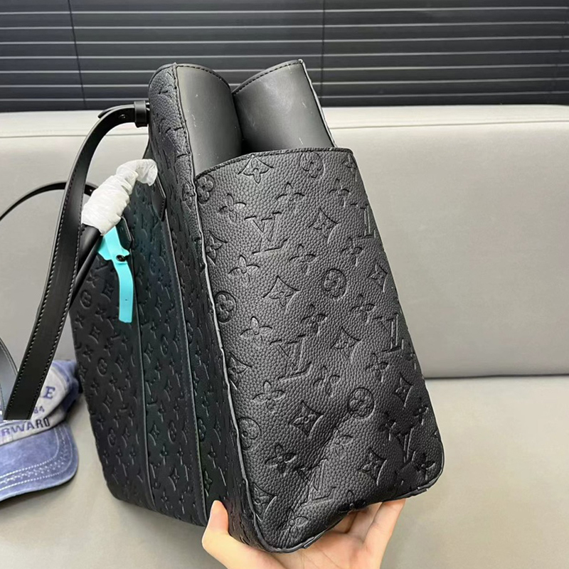 LOUIS VUITTON ルイヴィトン トートバッグ ハンドバッグ Sac Plat メンズ