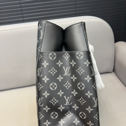 LOUIS VUITTON ルイヴィトン トートバッグ ハンドバッグ Sac Plat メンズ