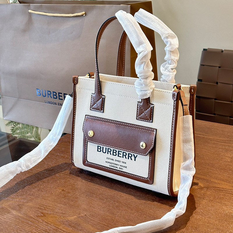 バーバリー BURBERRY トートバッグ レディース