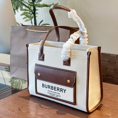 バーバリー BURBERRY トートバッグ レディース