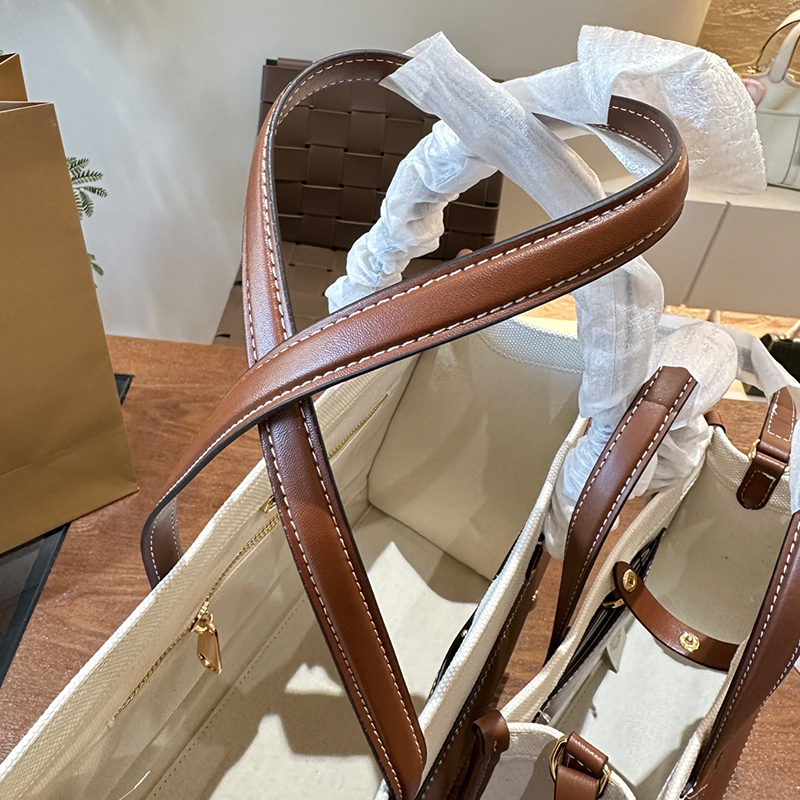 バーバリー BURBERRY トートバッグ レディース