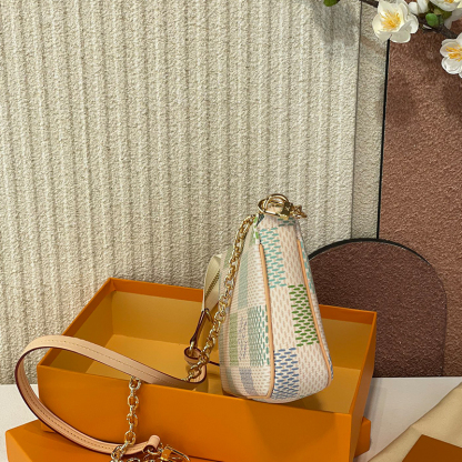 ルイヴィトン LOUIS VUITTON ポシェット・アクセソワール ショルダーバッグ レディース