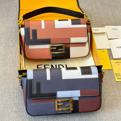フェンディ FENDI ショルダーバッグ 2色 レディース