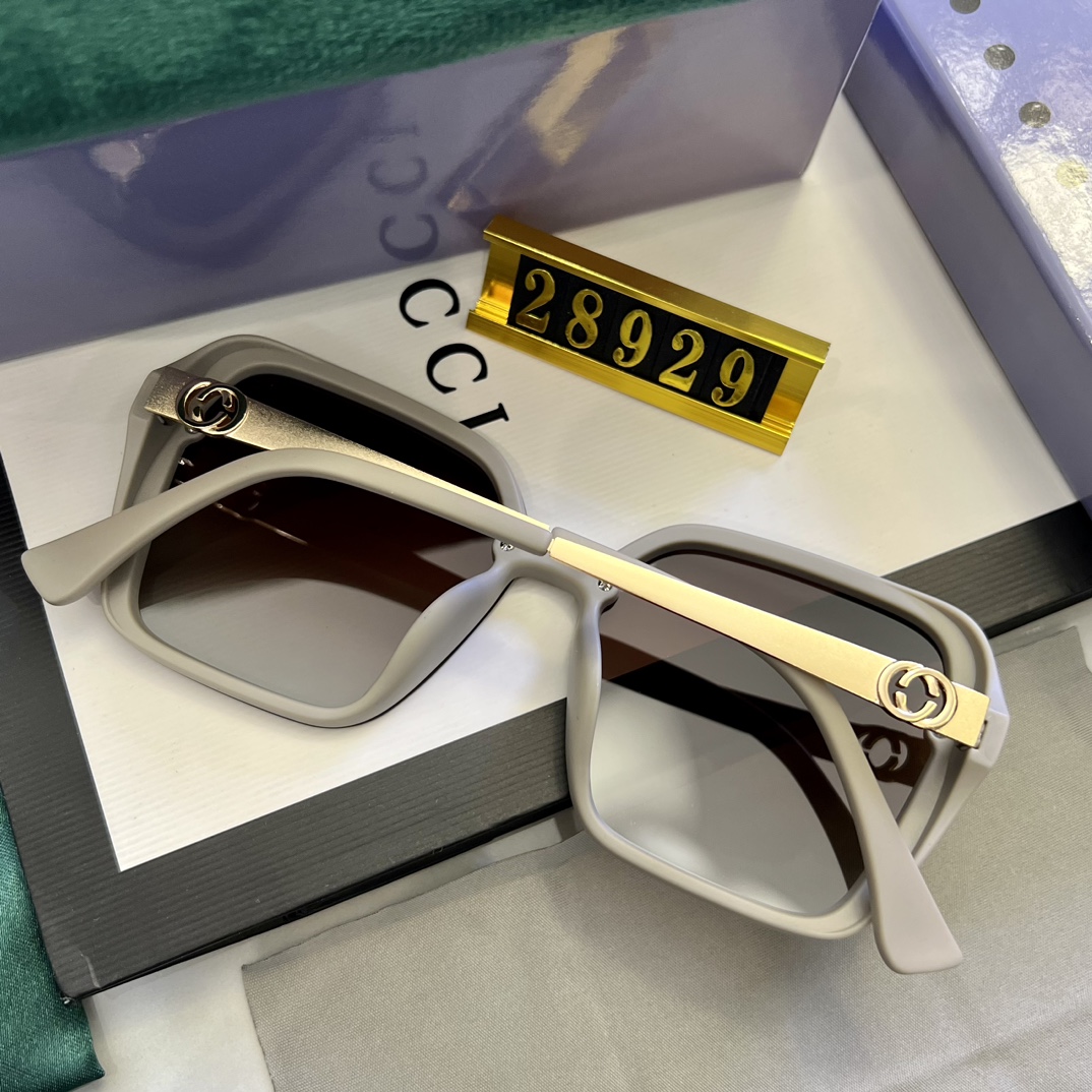 グッチ サングラス ファッション レディース