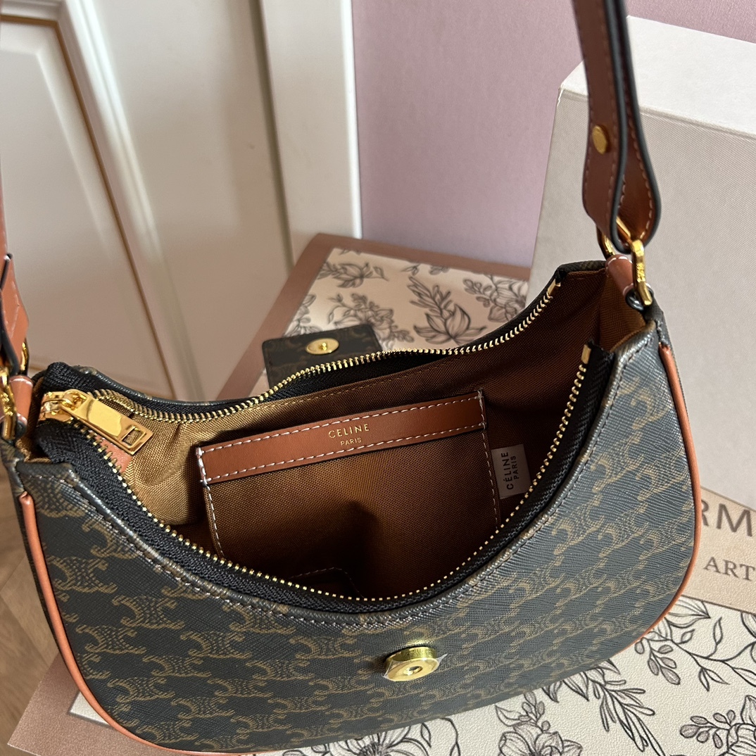 【CELINE】ミディアム AVA トリオンフ キャンバス ソフトバッグ ショルダーバッグ レディース