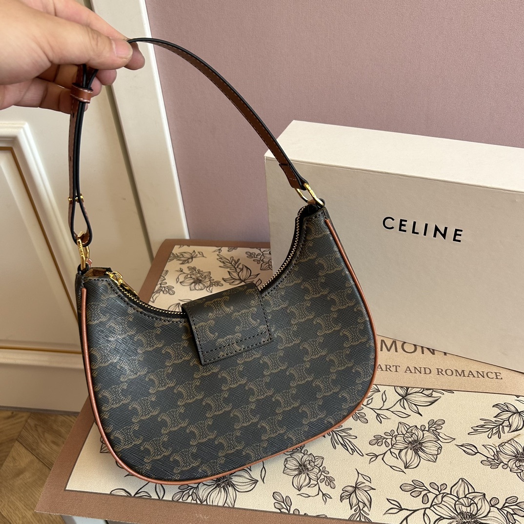 【CELINE】ミディアム AVA トリオンフ キャンバス ソフトバッグ ショルダーバッグ レディース