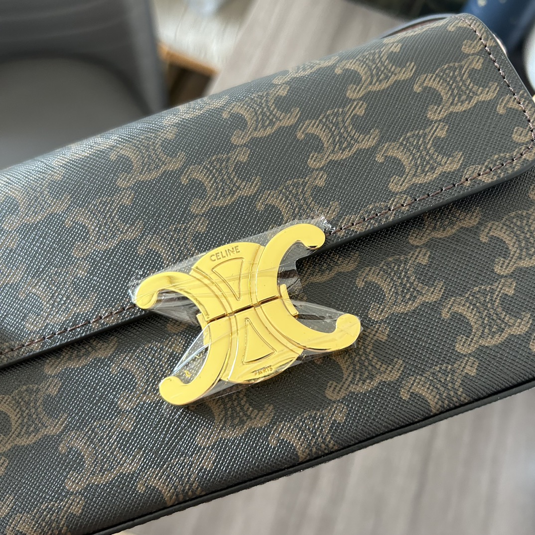 CELINE セリーヌ ショルダーバッグ クロード カーフスキン レディース