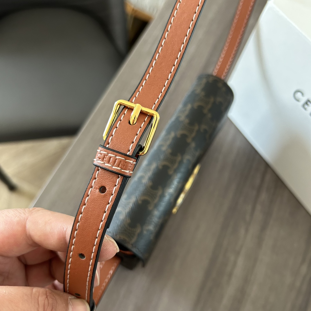 CELINE セリーヌ ショルダーバッグ クロード カーフスキン レディース