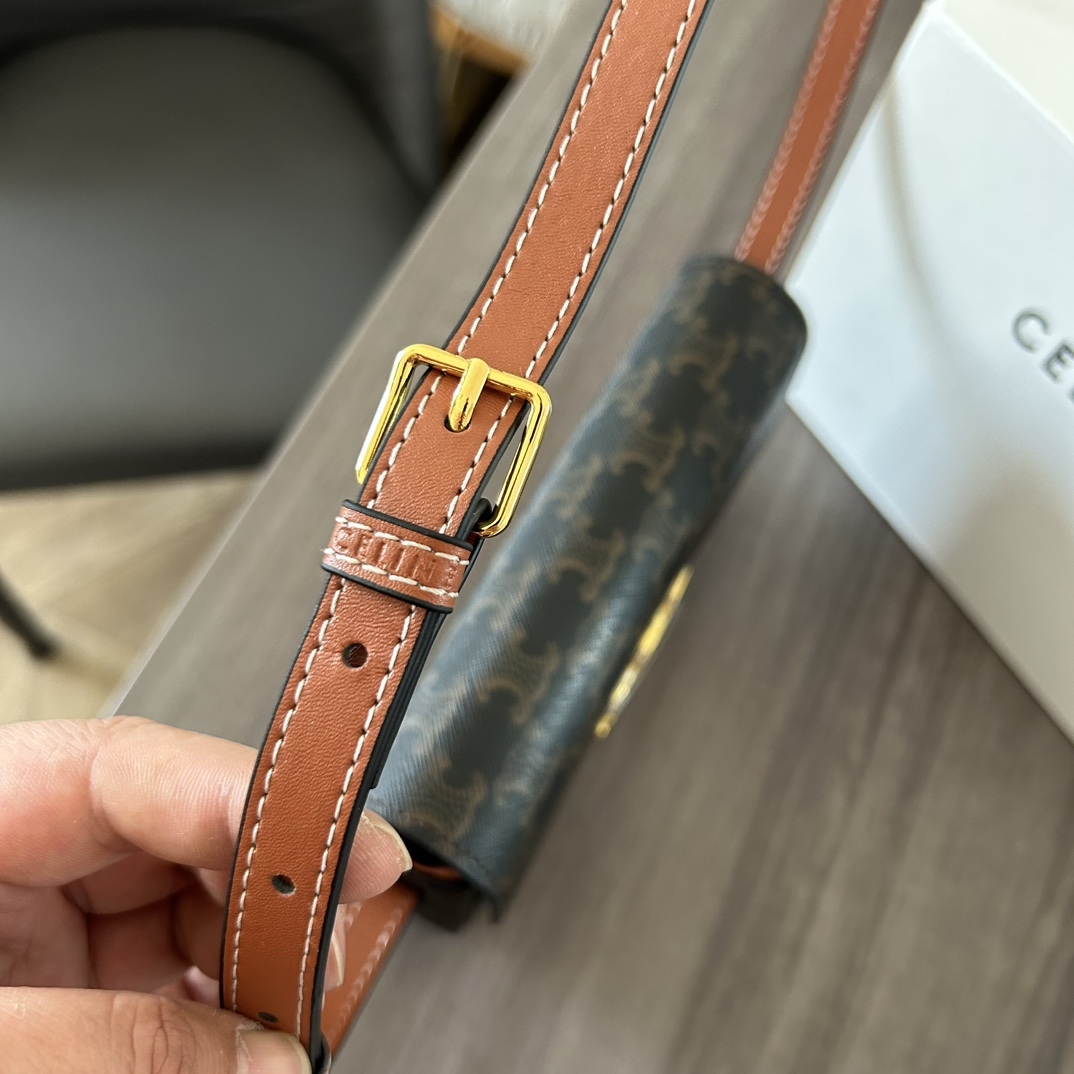 CELINE セリーヌ ショルダーバッグ クロード カーフスキン レディース