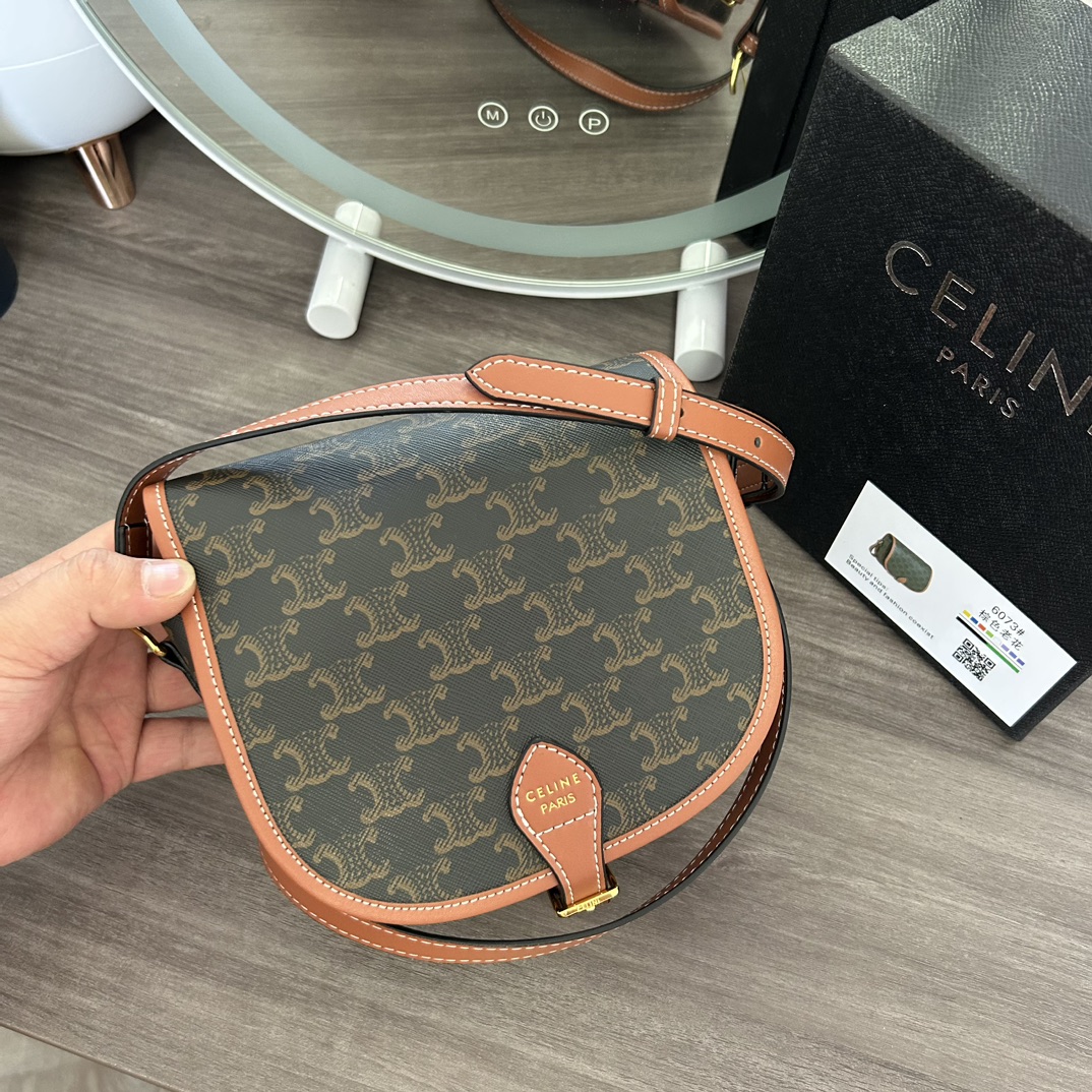 CELINE ミニ ブザス / トリオンフキャンバス＆カーフスキン タン レディース