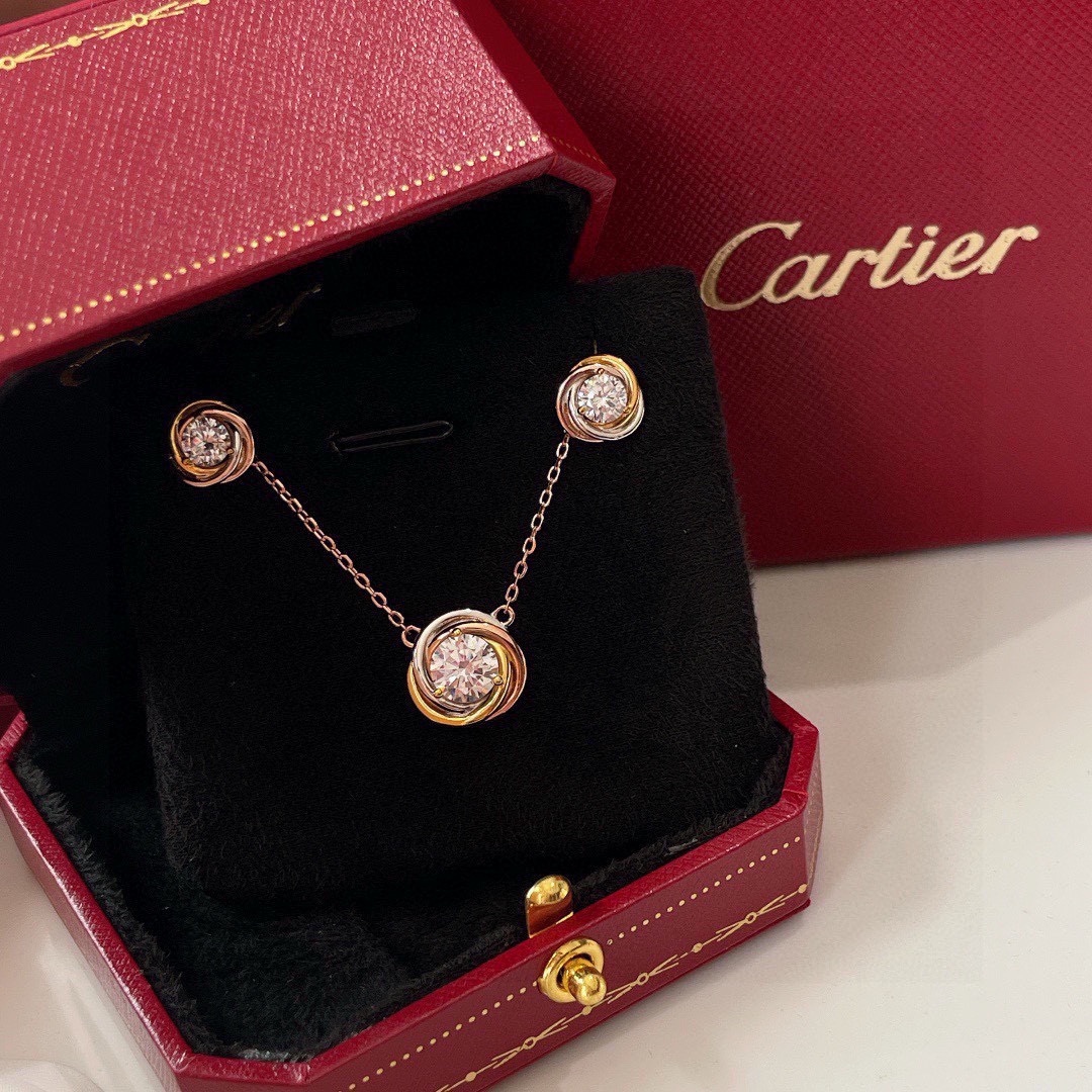 カルティエ トリニティ ドゥ ピアス+ネックレス 2点セット レディース