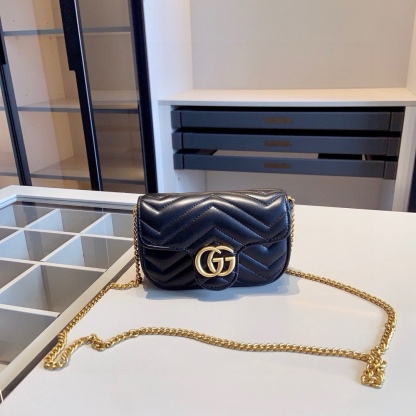 シャネル トートバッグ＋財布 グッチ ショルダーバッグ お得セット 3点 ブラック レディース