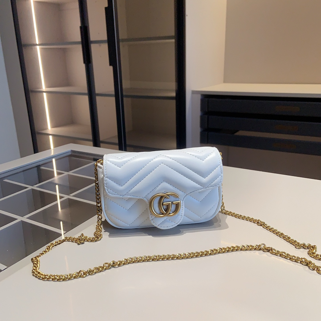 シャネル トートバッグ＋財布 グッチ ショルダーバッグ お得セット 3点 ホワイト レディース