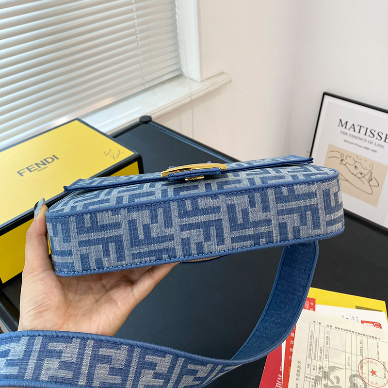 フェンディ FENDI バゲットバッグ ハンドバッグ ショルダーバッグ レディース