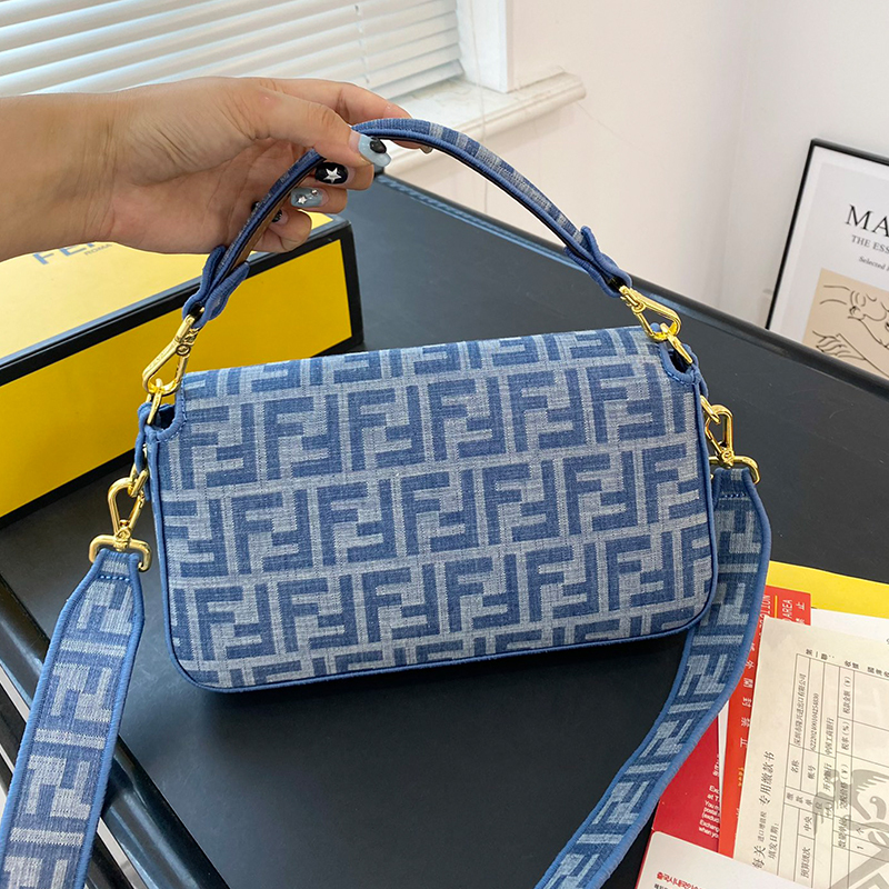フェンディ FENDI バゲットバッグ ハンドバッグ ショルダーバッグ レディース