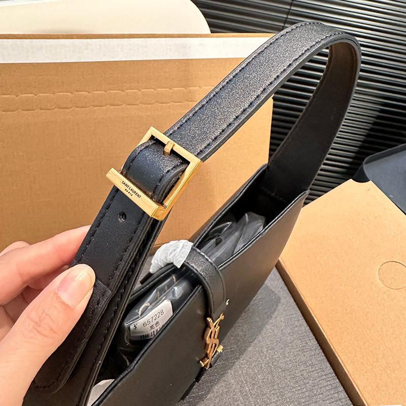 サンローラン SAINT LAURENT ショルダーバッグ レディース