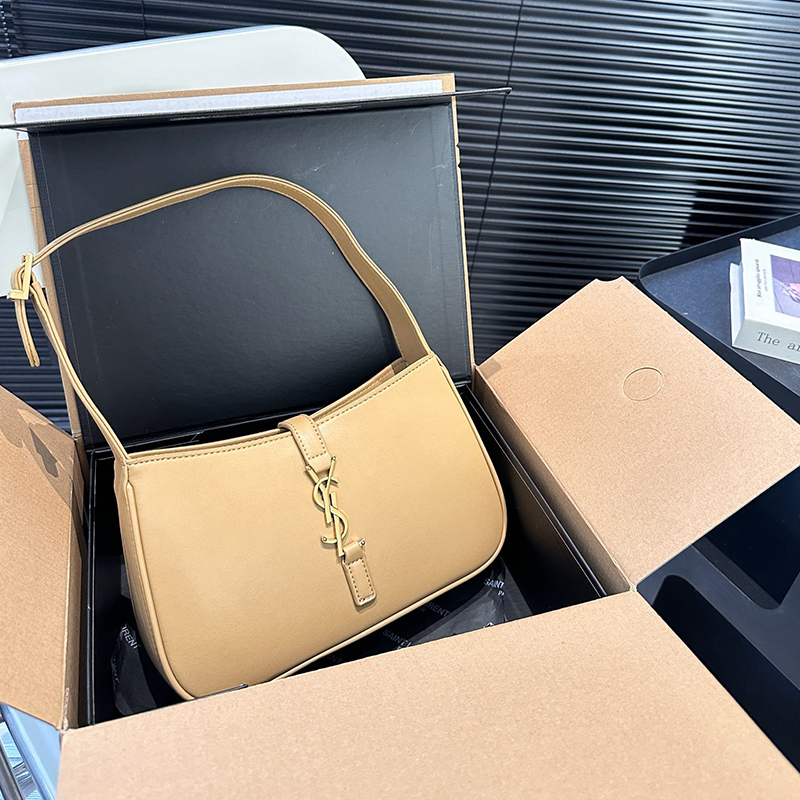 サンローラン SAINT LAURENT ショルダーバッグ レディース