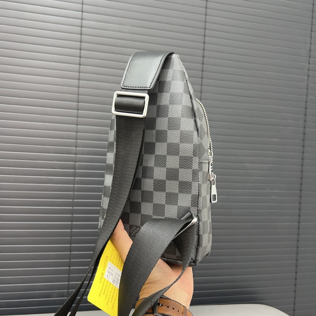 ルイヴィトン LOUIS VUITTON ボディバッグ S級品 メンズ