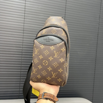 ルイヴィトン LOUIS VUITTON ボディバッグ S級品 メンズ