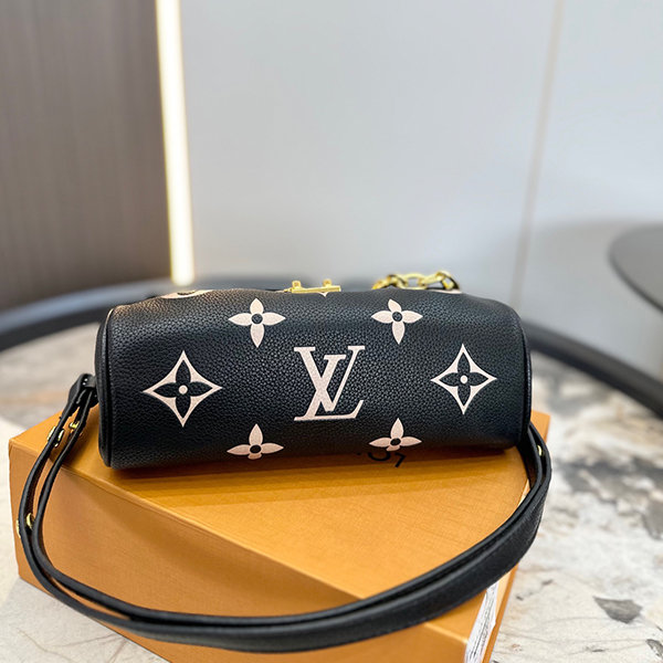 LOUIS VUITTON（ルイヴィトン）フェイボリット NM ショルダーバッグ