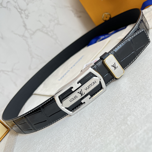 Louis Vuitton ルイヴィトン 牛革 ベルト 38MM 2色 穴あけ器を贈り